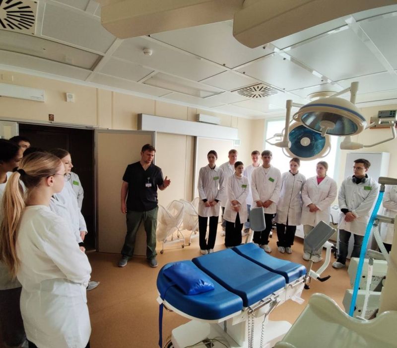 photo 5402344362265935591 y