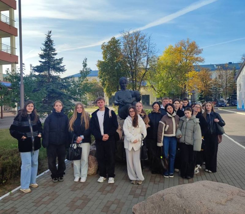 photo 5402344362265935592 y