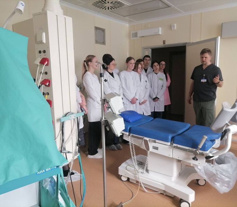 photo 5402344362265935593 y